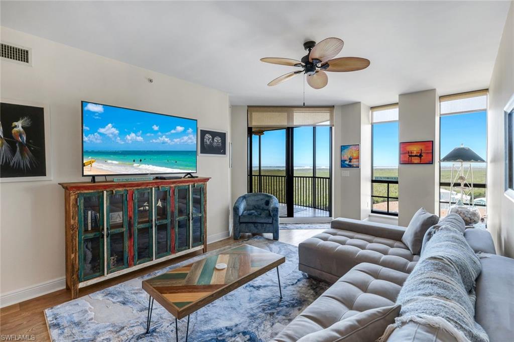 CAPE HARBOUR - Residential