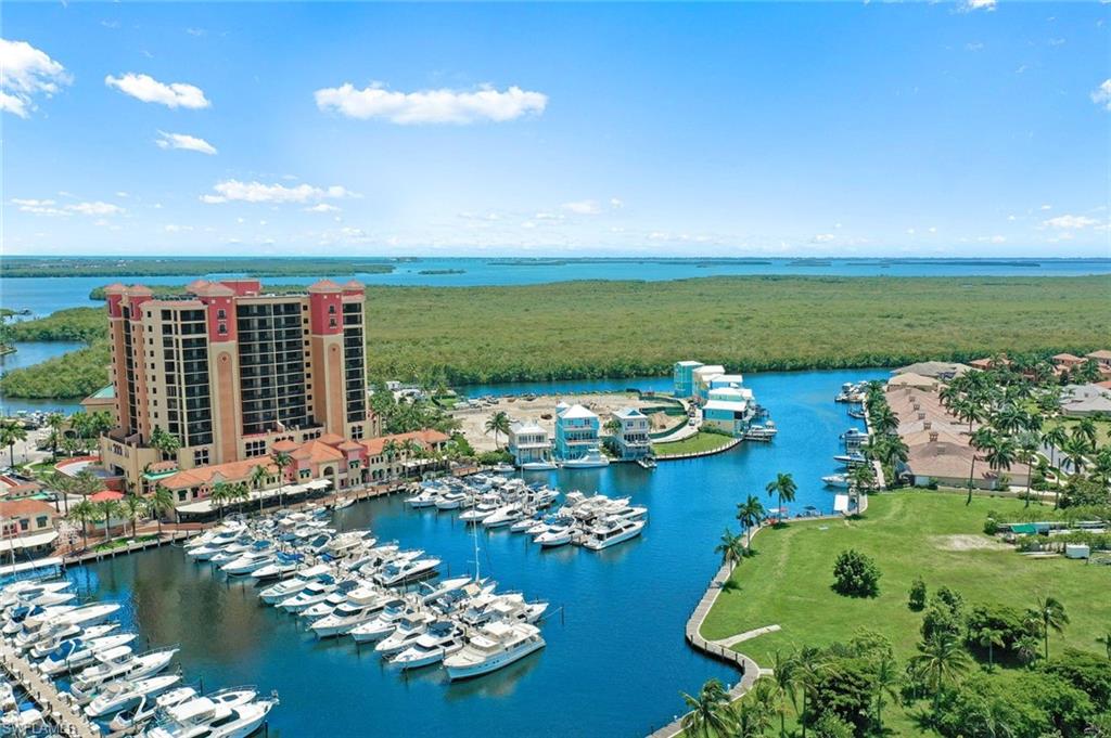 CAPE HARBOUR - Residential