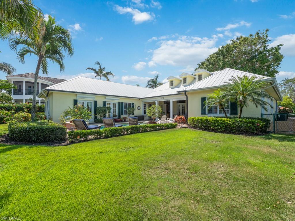 MOORINGS - Residential