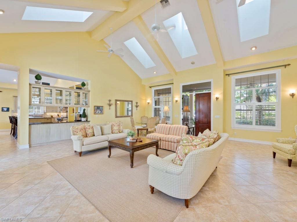 MOORINGS - Residential