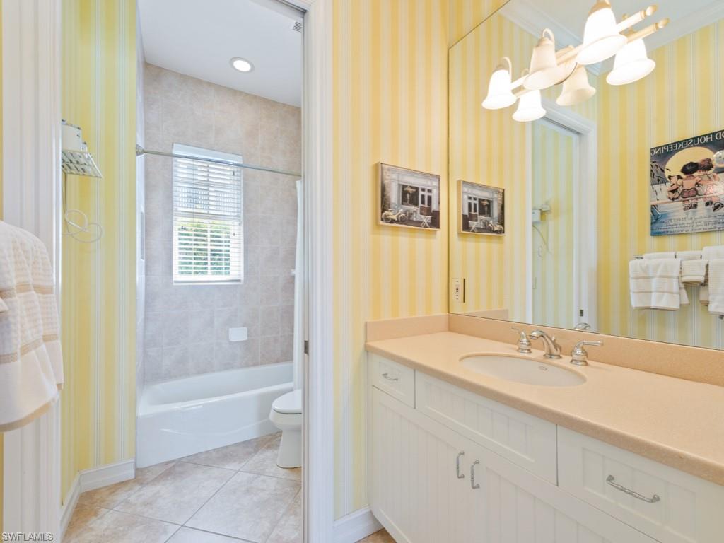 MOORINGS - Residential