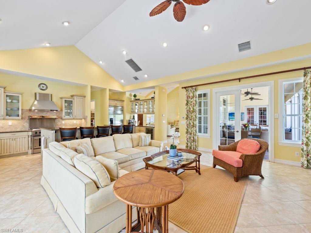 MOORINGS - Residential