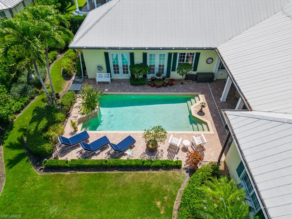 MOORINGS - Residential