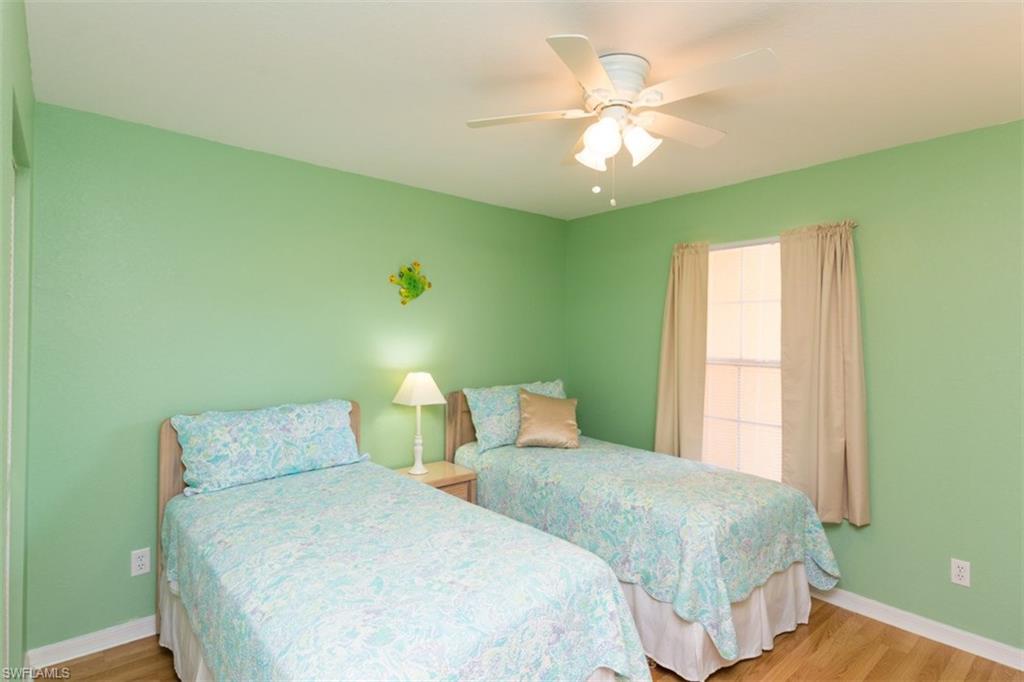 VICTORIA SHORES - Residential