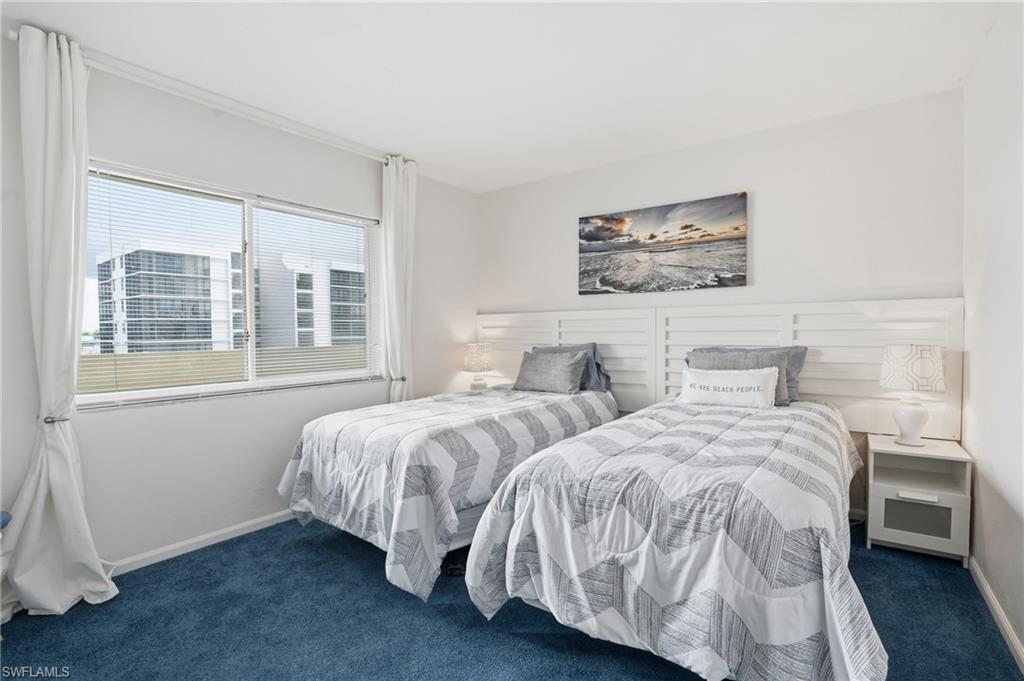 BAYSHORES - Residential Lease