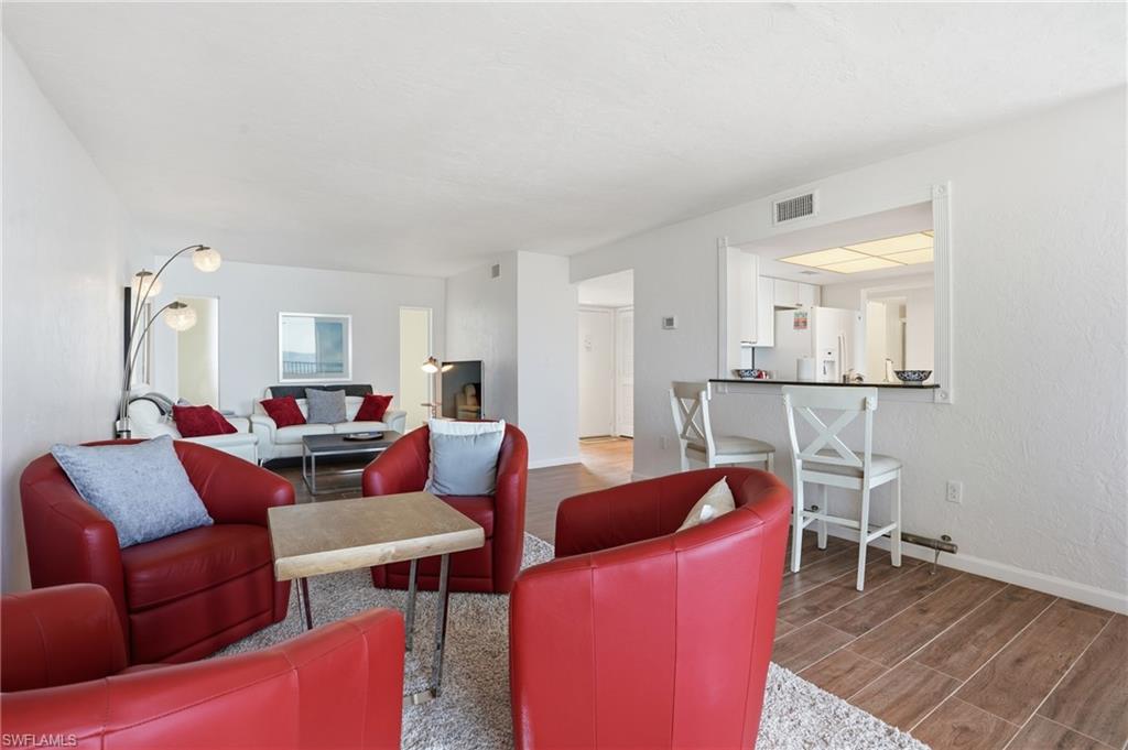 BAYSHORES - Residential Lease