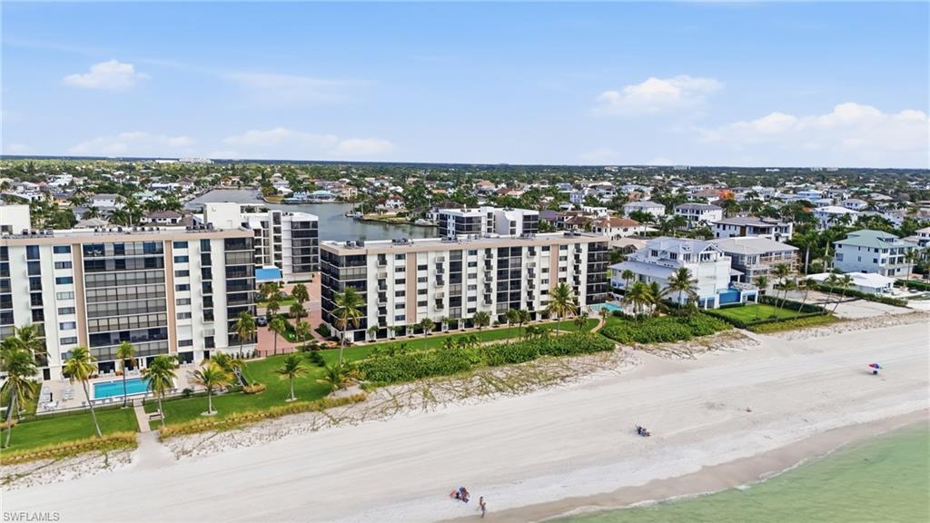 BAYSHORES - Residential Lease