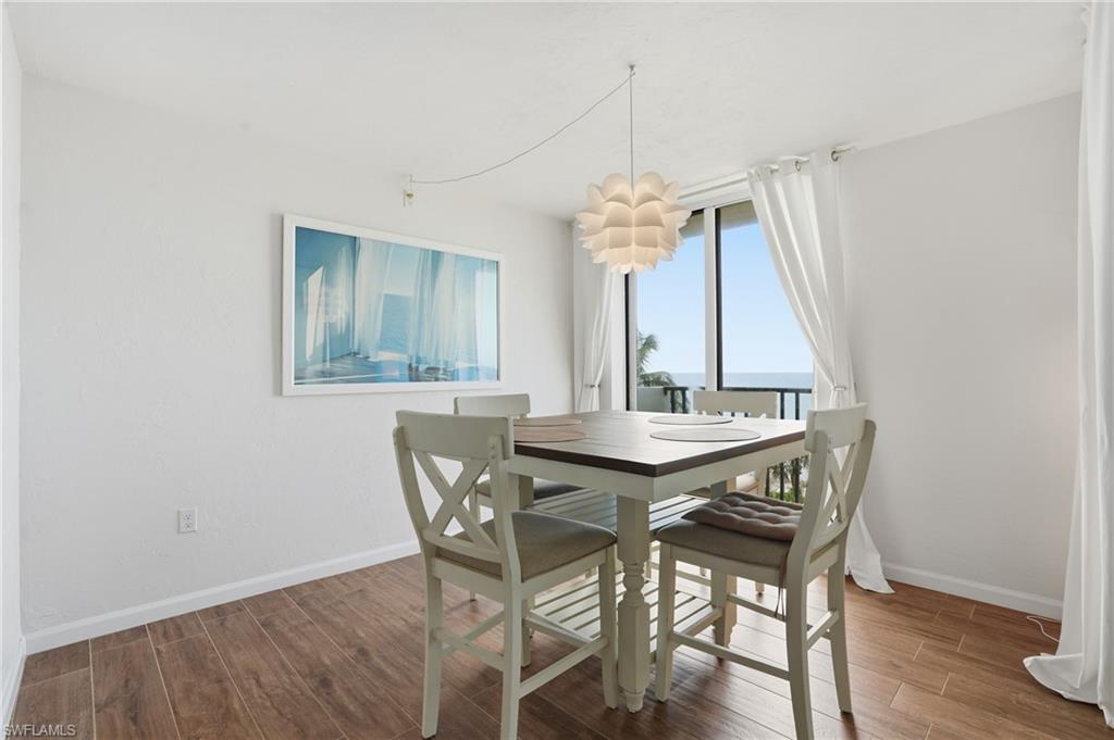 BAYSHORES - Residential Lease