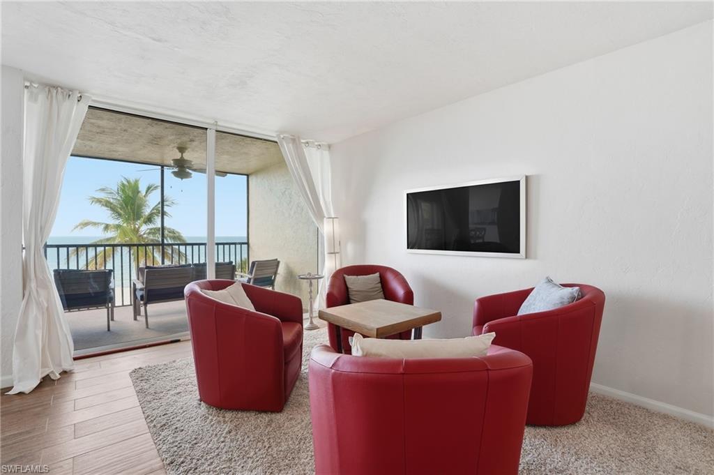 BAYSHORES - Residential Lease