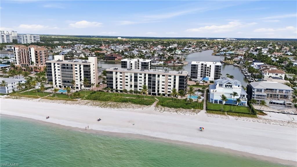 BAYSHORES - Residential Lease