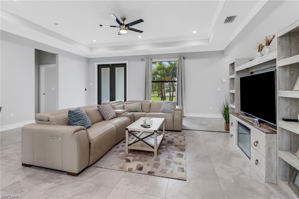 GOLDEN GATE ESTATES - Residential Lease