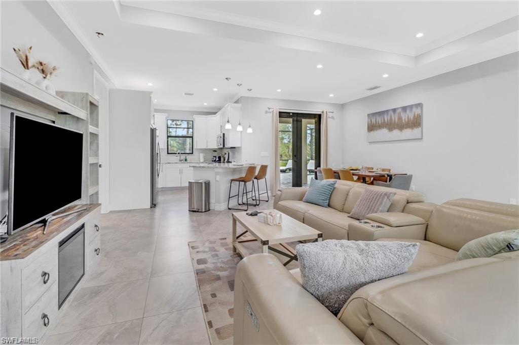 GOLDEN GATE ESTATES - Residential Lease