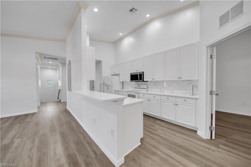 GULF HIDEAWAY - Residential