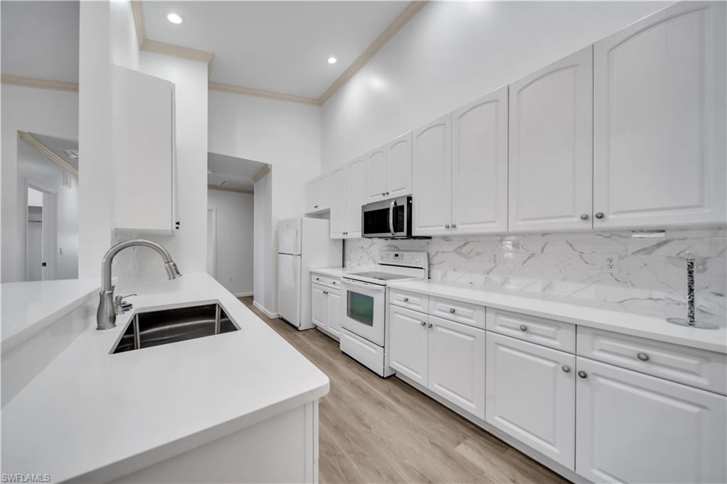 GULF HIDEAWAY - Residential