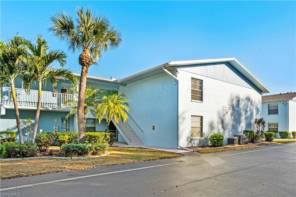 ROYAL HAWAIIAN CLUB - Residential