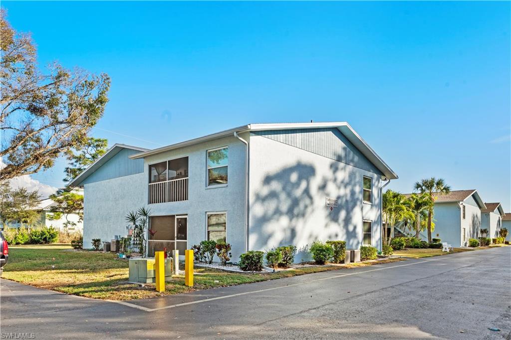 ROYAL HAWAIIAN CLUB - Residential