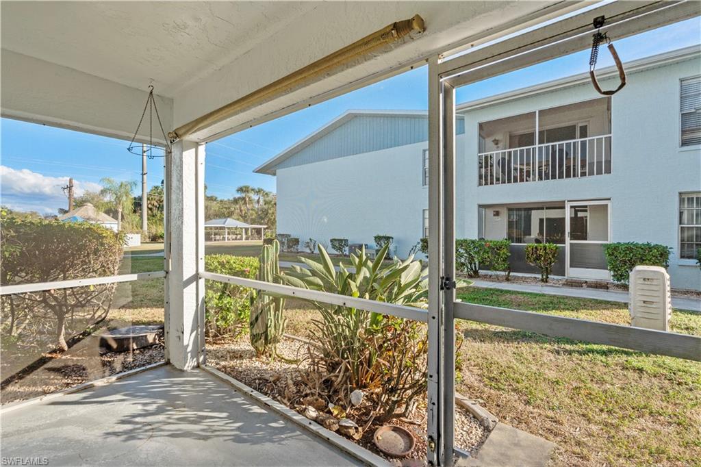 ROYAL HAWAIIAN CLUB - Residential