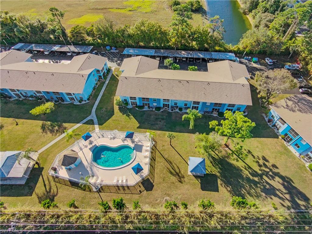 ROYAL HAWAIIAN CLUB - Residential