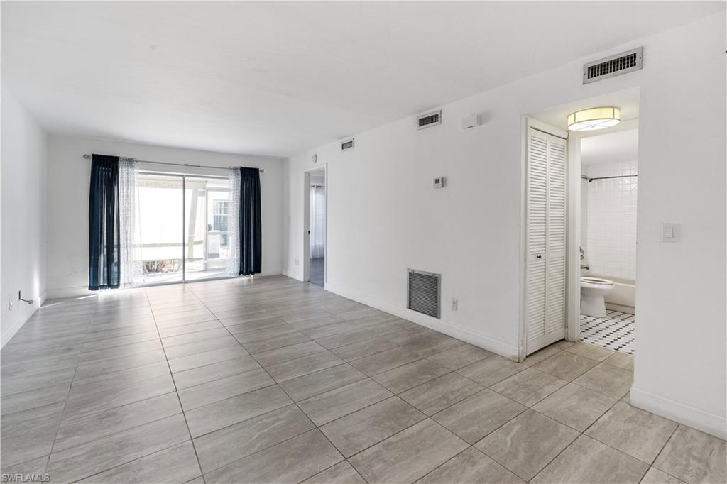 ROYAL HAWAIIAN CLUB - Residential