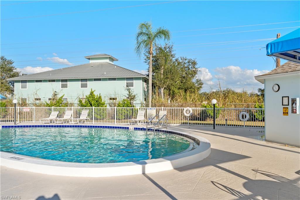 ROYAL HAWAIIAN CLUB - Residential