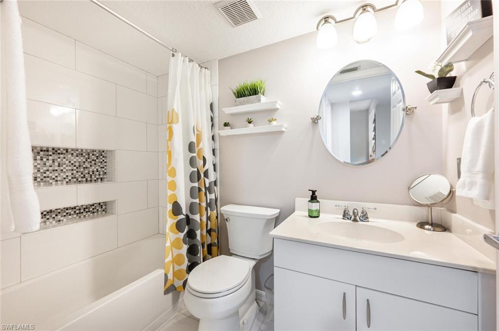 VICTORIA SHORES - Residential