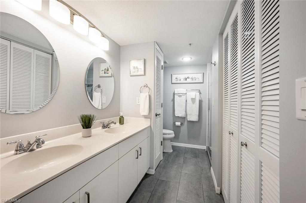 VICTORIA SHORES - Residential