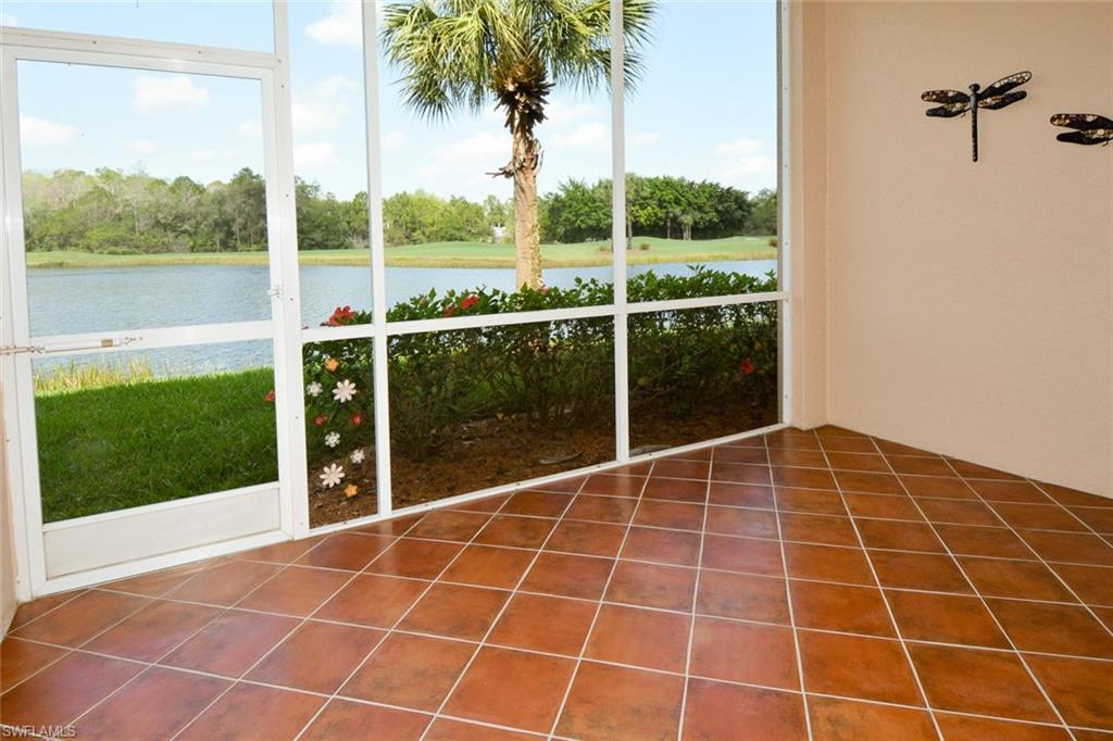 TWIN LAKES - Residential