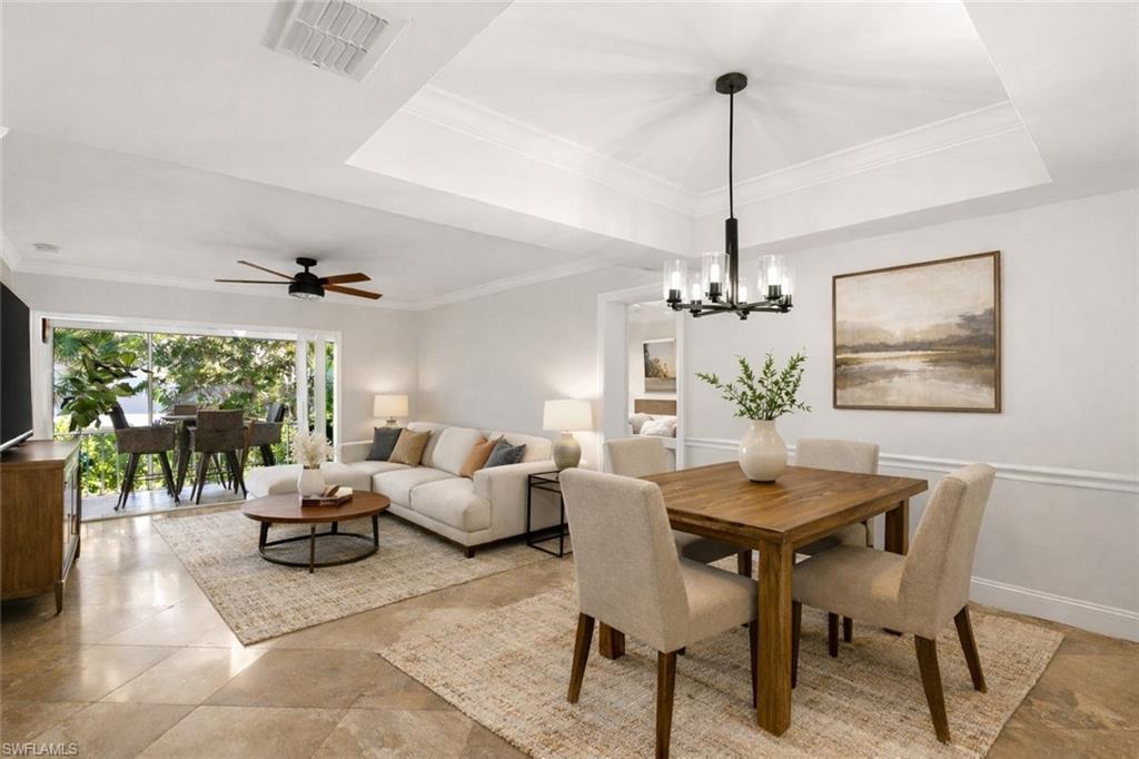 FOUR FOUNTAINS - Residential