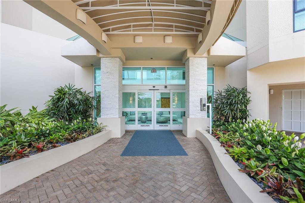 BAY SHORE PLACE - Residential