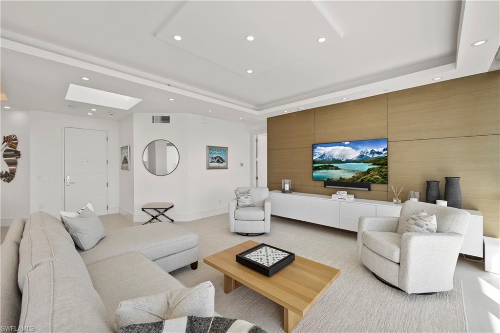 BAY SHORE PLACE - Residential