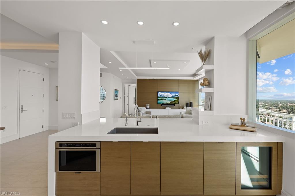 BAY SHORE PLACE - Residential