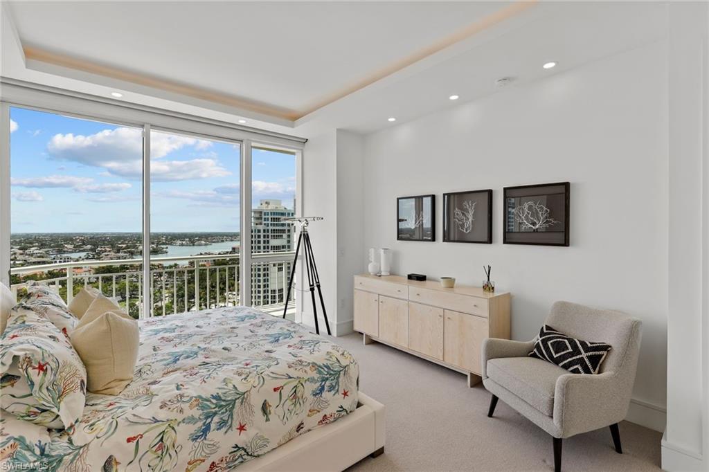 BAY SHORE PLACE - Residential