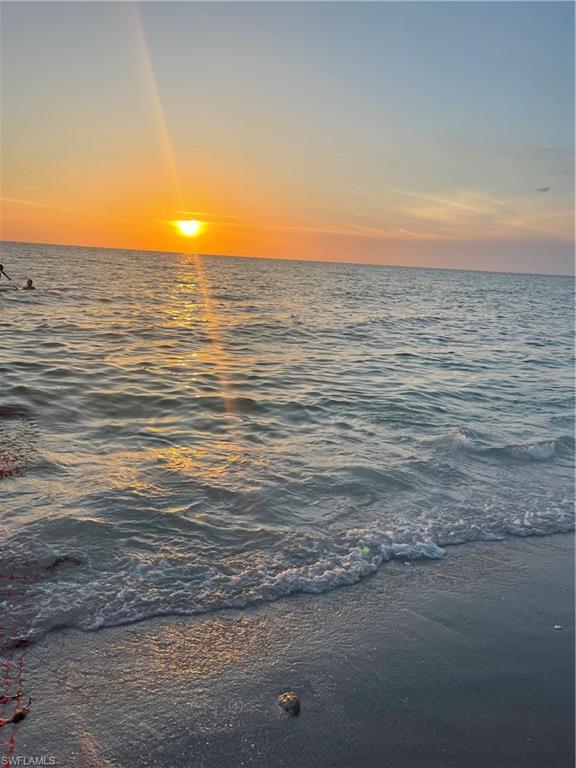 VANDERBILT TOWERS - Residential Lease