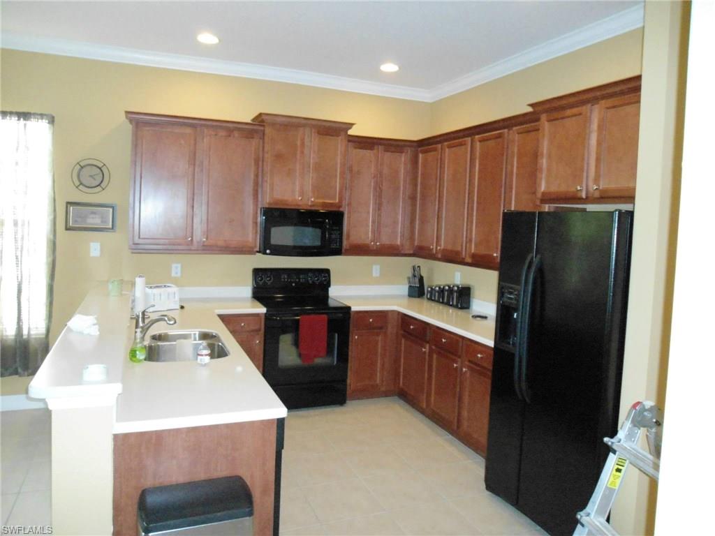 BOTANICA LAKES - Residential