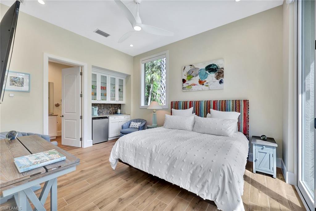 COLLIERS RESERVE - Residential