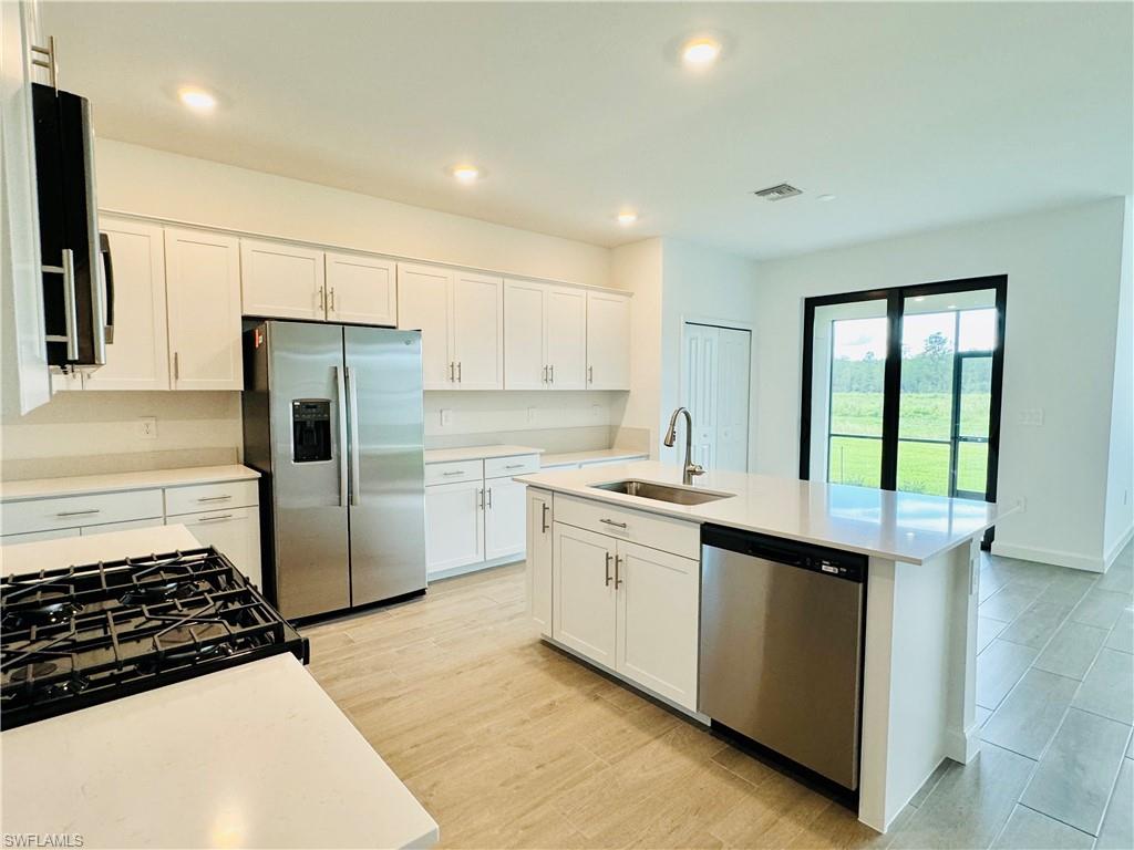 VERDANA VILLAGE - Residential Lease