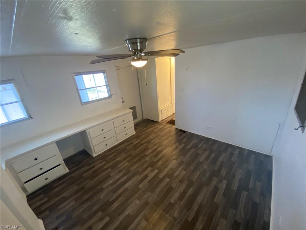 MOBILE MANOR - Residential Lease