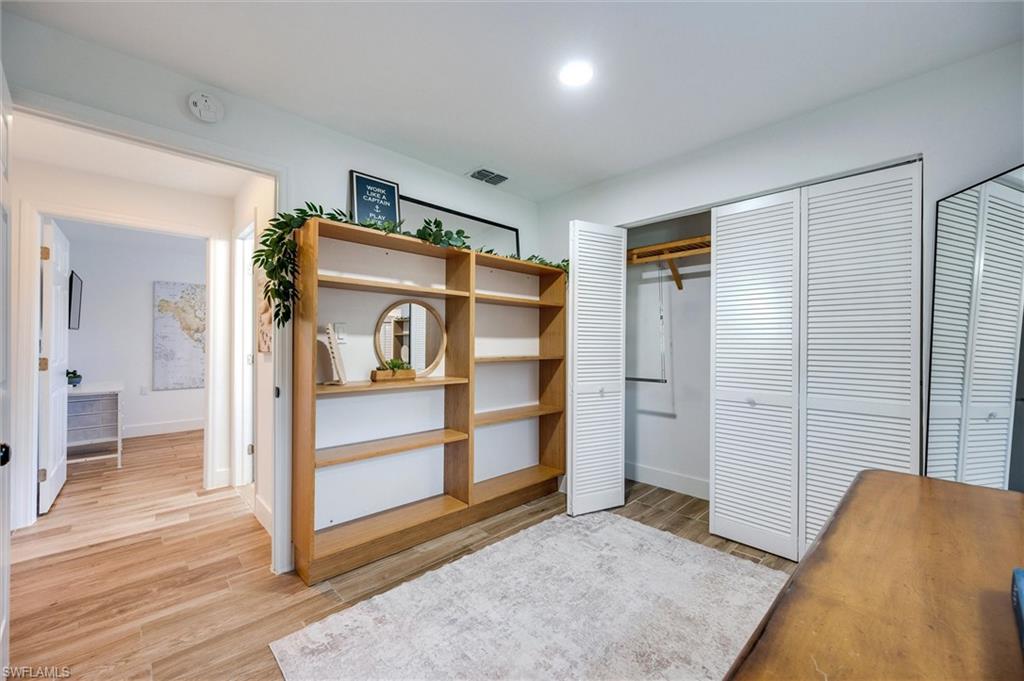 SUNSET HOMES - Residential