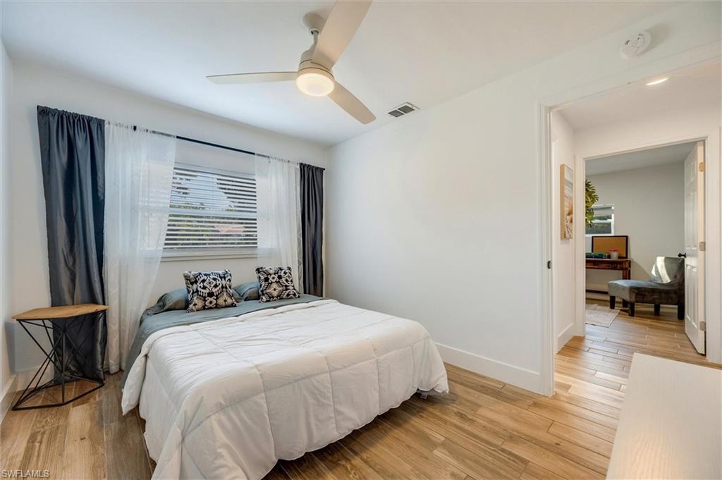 SUNSET HOMES - Residential