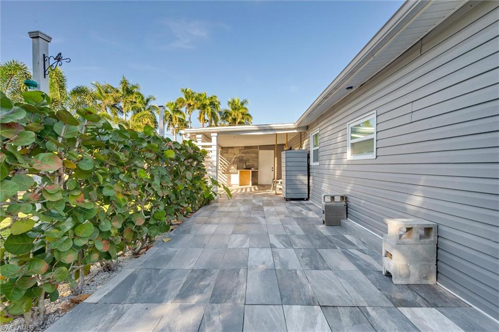 SUNSET HOMES - Residential