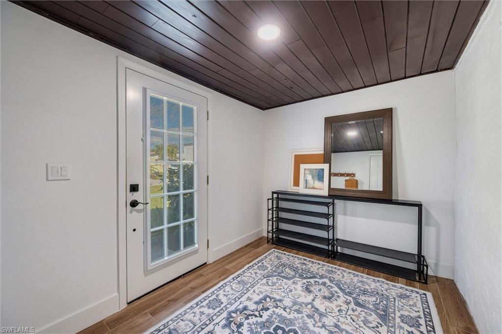 SUNSET HOMES - Residential