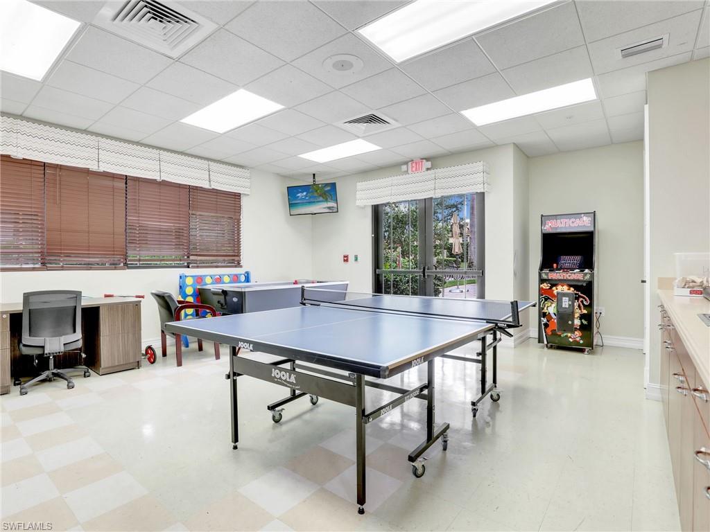 BELLA TERRA - Residential Lease