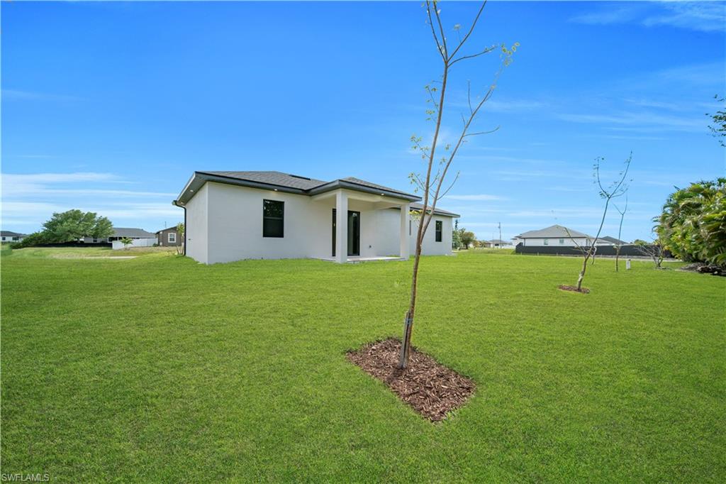 CAPE CORAL - Residential