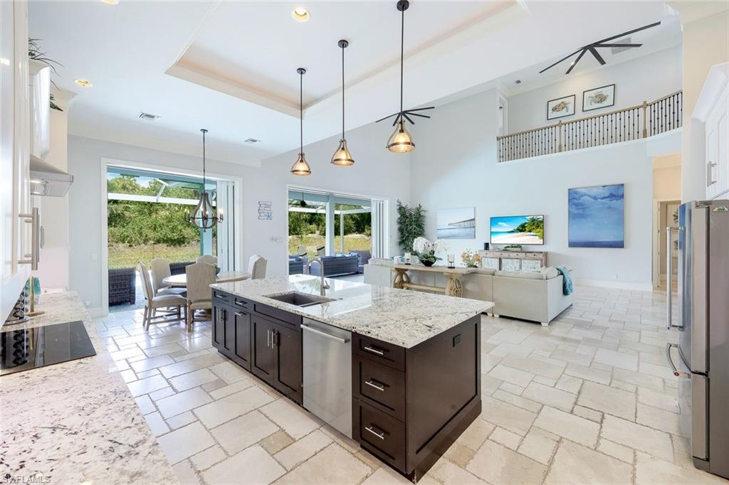 MARCO ISLAND - Residential