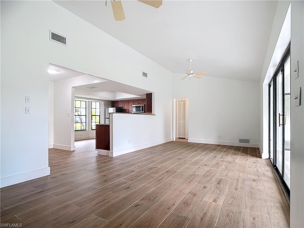 WILLOUGHBY ACRES - Residential Lease