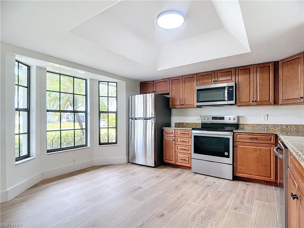 WILLOUGHBY ACRES - Residential Lease