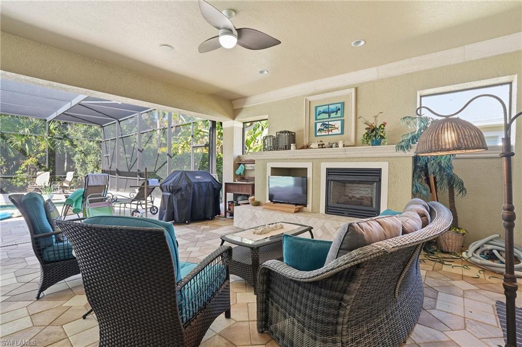 RIVER POINT - Residential