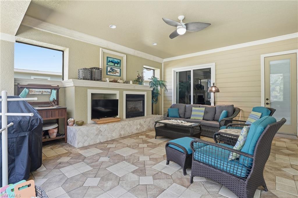 RIVER POINT - Residential