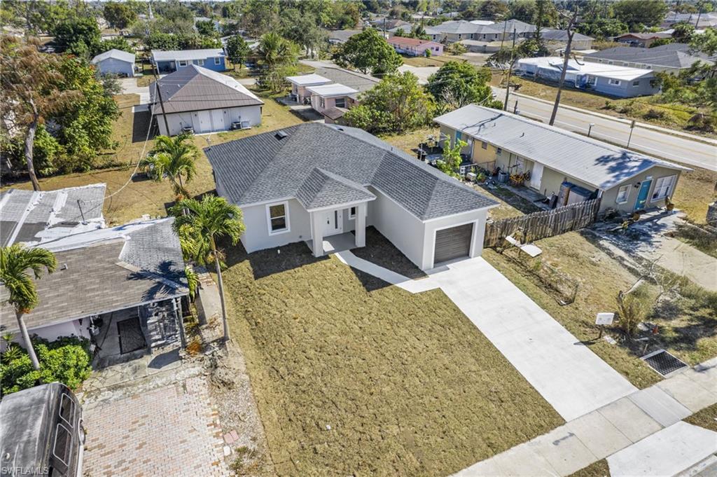 PINE MANOR - Residential