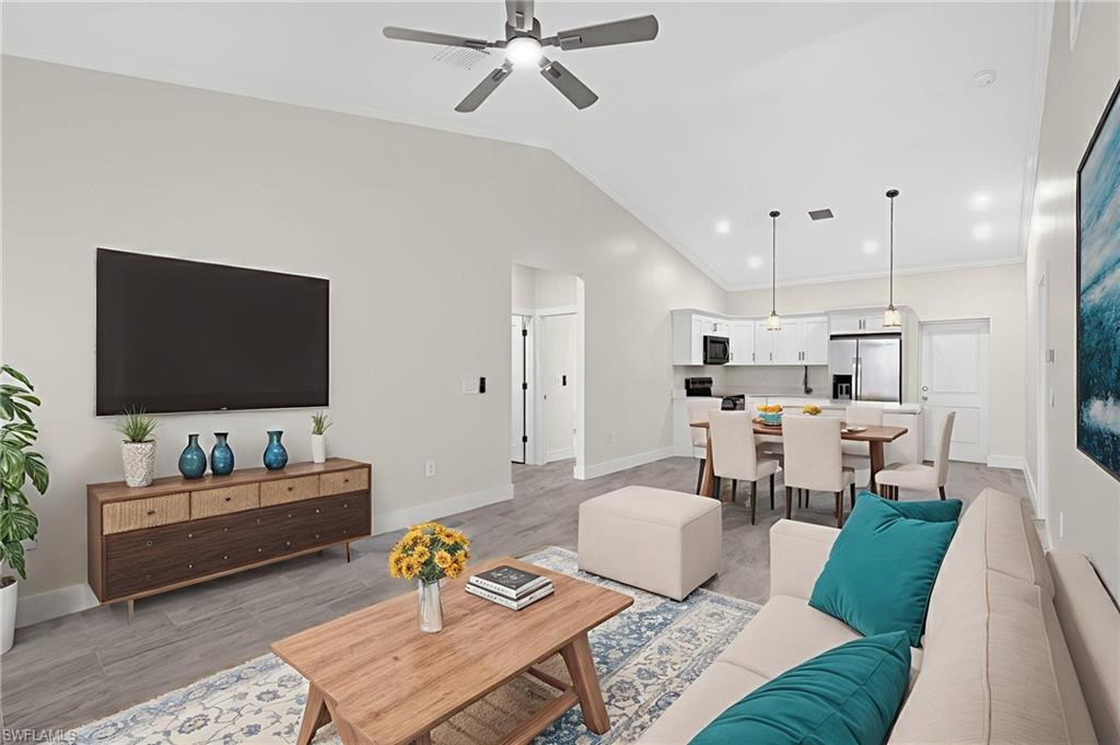 PINE MANOR - Residential